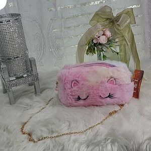 Beautiful Faux Fur Wristlet NWT